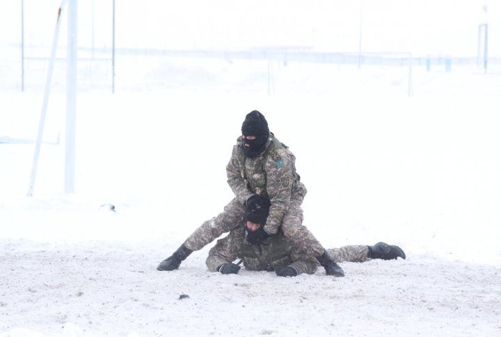 Close combat training. Photo by Marat Abilov©