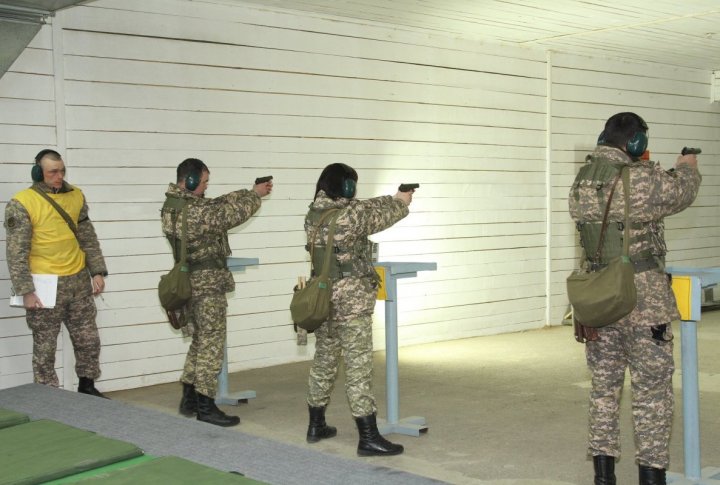 Weapons training. Photo by Marat Abilov©