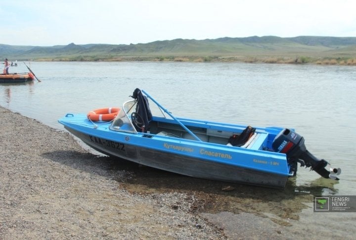 It will take water sportsmen a whole month to run floats and boats down the Ili River. Photo by Ruslan Matrenin©