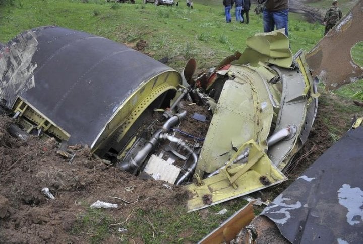 Wreckage of KC-135 Stratotanker. ©REUTERS/Sabyr Alichiev/Pool