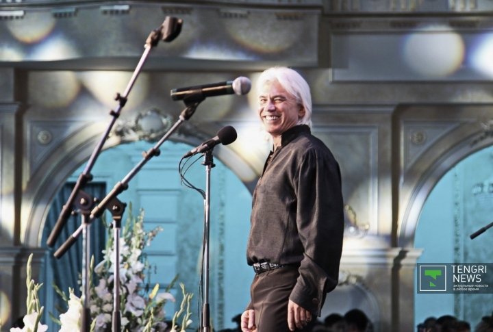 Dmitriy Khvorostovskiy sang for veterans at the 5th charity ball in Almaty. Photo by Aizhan Tugelbayeva©