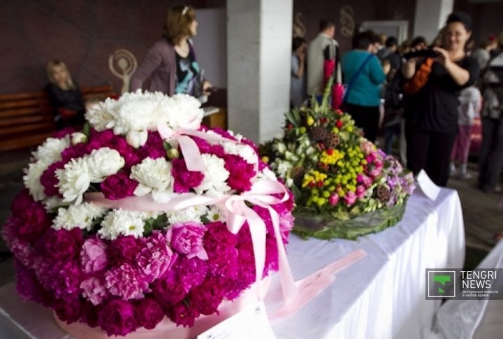 Expositions of the flower contest. ©Tengrinews.kz