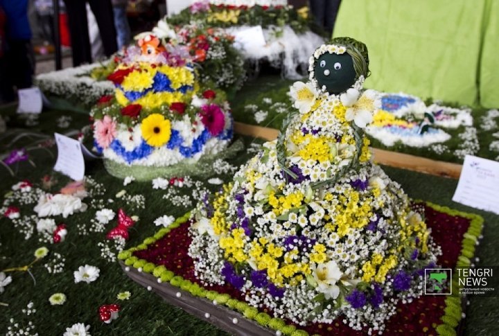 Expositions of the flower contest. ©Tengrinews.kz