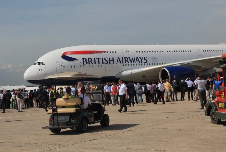 British Airways plane. Photo by Roza Yessenkulova©