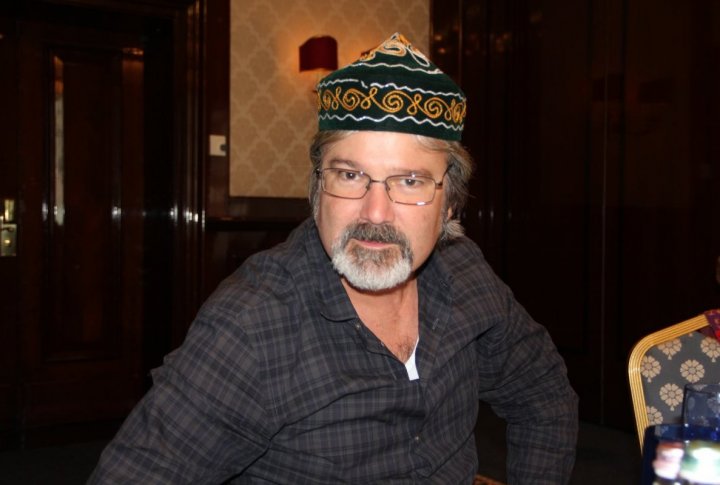 Movie director Gore Verbinski in tyubeteika (Kazakh national headgear). Photo by Aizhan Tugelbayeva©