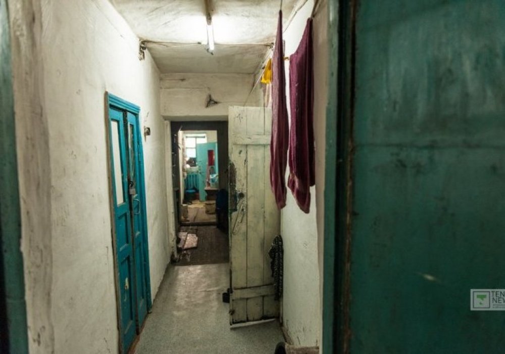 Бұл жердің кіреберістерінде адасып қету оңай.