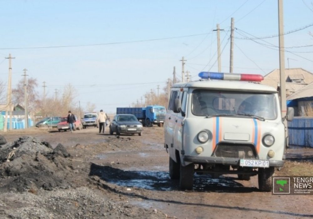 <p>Полиция су басқан көшелерді күзетіп жатыр. Олардың айтуынша, тонау деректері болмапты.</p>