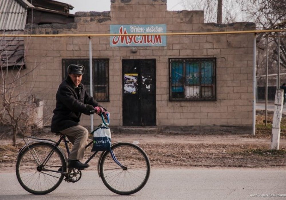 Тұрғындарының айтуынша, олардың қаласы мейрамханалары мен қонақүйлерінің көптігімен танылған. Екіншісімен бізде еріксіз келістік. Кішкентай қалаға осыншама қонақүйдің болуы таңғаларлық. 