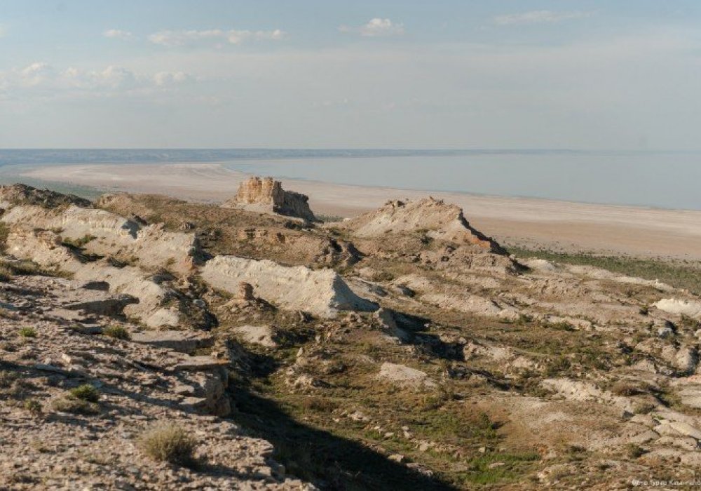 Осыған қарай, Аралдың туристік болашағы зор екендігі білінеді. 