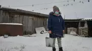 Қарды ерітіп ішіп жатыр. СҚО-да ауыл тұрғындары сусыз отыр