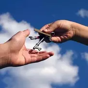 Назарбаев вручил 28 семьям оралманов ключи от домов в Восточном Казахстане