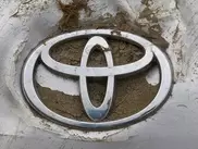 В Японии из-за землетрясения продажи машин упали на 37 процентов