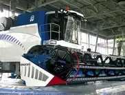 В Казахстане начали выпуск комбайнов "Енисей-Камкор"