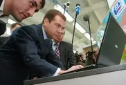 Медведев протестировал 4G-связь