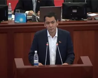 Кыргызские депутаты выражают вотум недоверия первому вице-премьеру