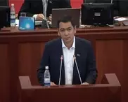 Кыргызские депутаты выражают вотум недоверия первому вице-премьеру