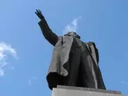 В Таджикистане демонтируют самый высокий в Азии памятник Ленину