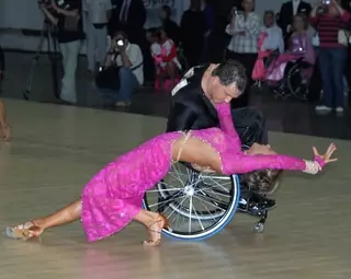 В Алматы инвалиды-колясочники примут участие в танцевальном конкурсе