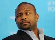 В Казахстан приедет легенда бокса американец Рой Джонс