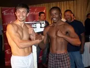 Головкин оказался легче своего соперника перед боем за титул WBA 