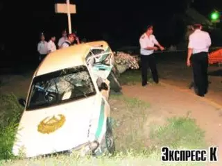 В ДТП в Талдыкоргане пострадали два сотрудника дорожной полиции