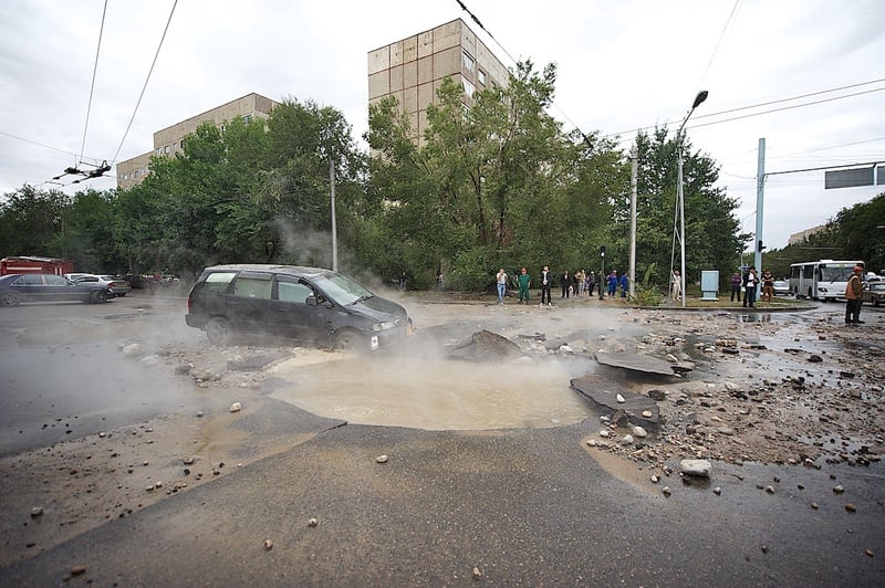 Авария произошла на пересечении улиц Маречека-Момышулы. ©Карла Нур/VOX POPULI