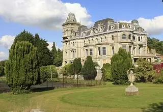 Олигарх из России купил самый дорогой особняк в Великобритании