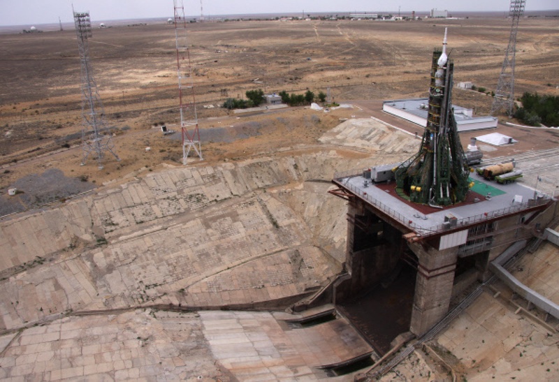 Ракета-носитель "Союз-ФГ" на стартовой площабке Байконура. ©РИА НОВОСТИ