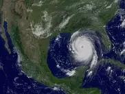 Треть обитаемых платформ в Мексиканском заливе эвакуированы из-за шторма