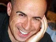 Соучредитель Mail.ru Group Мильнер продает часть акций