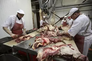 Россия попросила Казахстан усилить контроль над качеством мяса из США