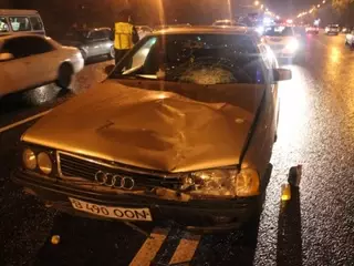 В Алматы водитель "Ауди" насмерть сбил женщину