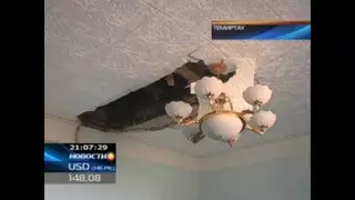 Крыша жилого дома обвалилась в Темиртау