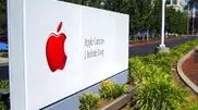 В первый день продаж iPhone 4S акции Apple установили рекорд 