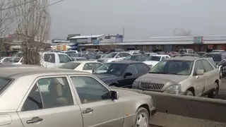 В Алматы горел рынок "Рахат"