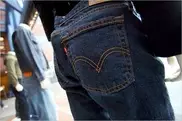 Levi's посоветовал замораживать джинсы в холодильнике вместо стирки