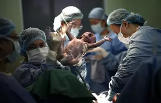 Китайцам разрешили заводить второго ребенка