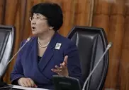 Отунбаева оставила у власти приближенных Бакиева для предотвращения революции