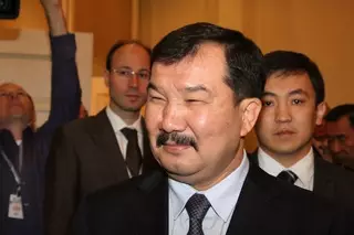 Назарбаеву доложили о ходе расследования связанных с терроризмом дел