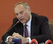 Президент Латвии пообещал уйти в случае присвоения русскому языку статуса государственного 