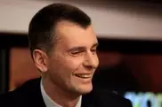 Друзья Прохорова в преддверии выборов надеются его женить