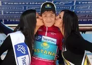 Велогонщик "Астаны" списал неудачи сезона на "поцелуйную болезнь"