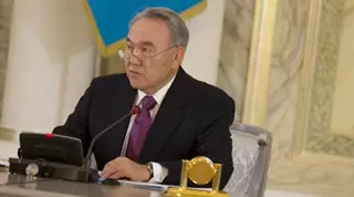 Назарбаев: Восстановление языка и возвращение религии в Казахстане должно идти поступательно