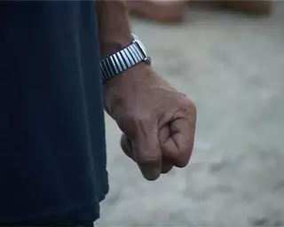 Житель Шахтинска забил до смерти попросившего прикурить соседа