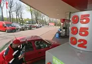 Госрегулирование цен на ГСМ в России приведет к удешевлению бензина в Казахстане