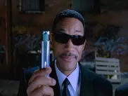 ВИДЕО: Вышел трейлер "Люди в черном-3" на казахском языке