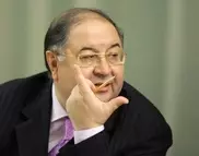 Усманов заработает на IPO Facebook больше Цукерберга