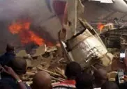 Потерпевший крушение в Нигерии самолет упал на жилой квартал