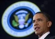 Обама с большим отрывом лидирует в президентской гонке