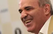Гарри Каспаров покусал полицейского в Москве